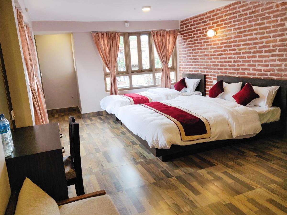 Hotel Central Bhatgoan Eksteriør bilde
