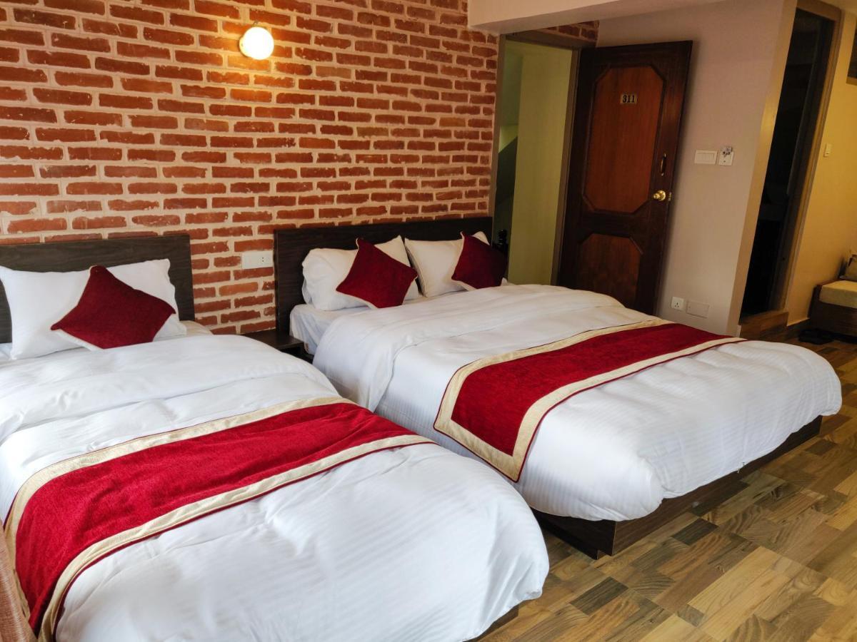 Hotel Central Bhatgoan Eksteriør bilde
