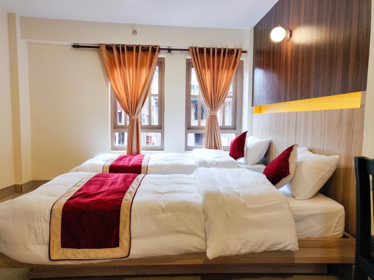 Hotel Central Bhatgoan Eksteriør bilde
